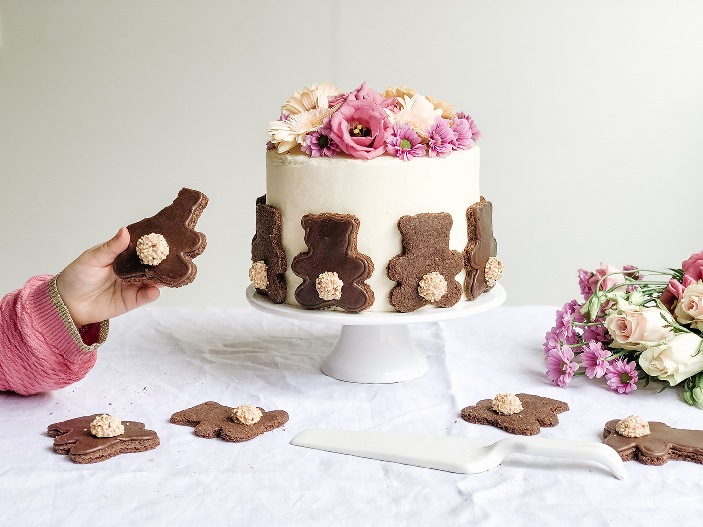Bären-Kuchen mit echten Blumen - sehr lecker! - CosyFoxes - Family. Food.  Lifestyle.