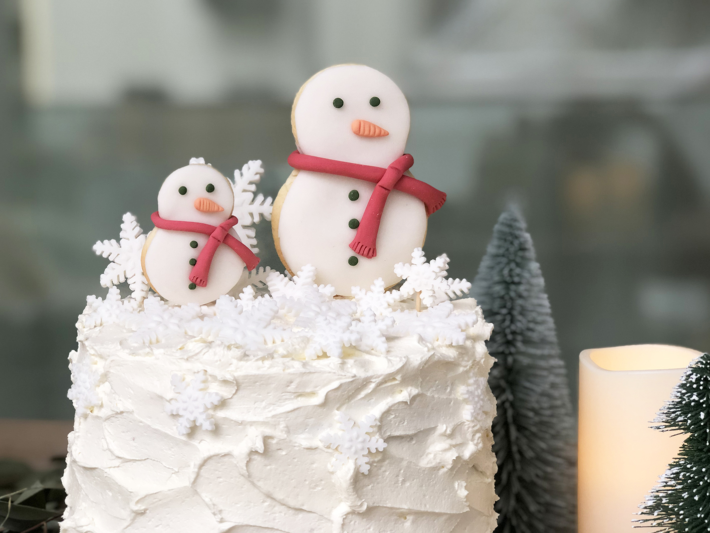 Buttercream Snowman Cake 